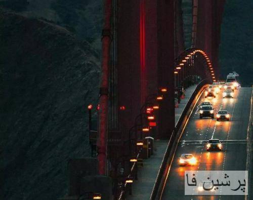 رپ میکنم هنوز وقتی کف خیابونم