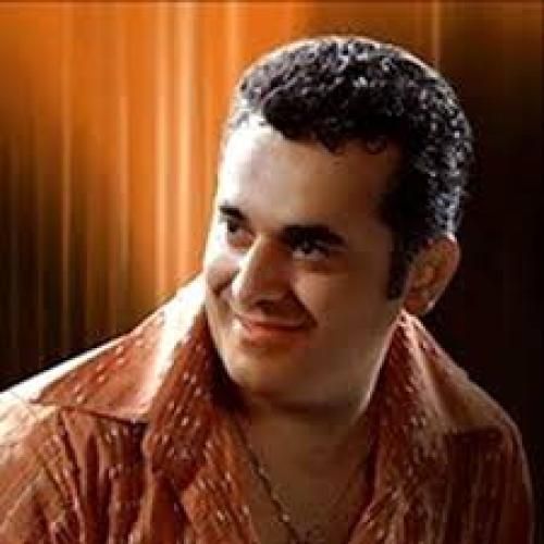 آرش والا اومدی با چشمات دلم رو کردی غارت