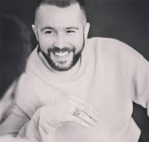  بگو خفه شه هر کی هنوز فنته
