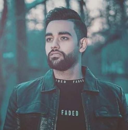  خب منم ادمم دل دادم اخرم اومدی ب دنیام عوض شد باورم