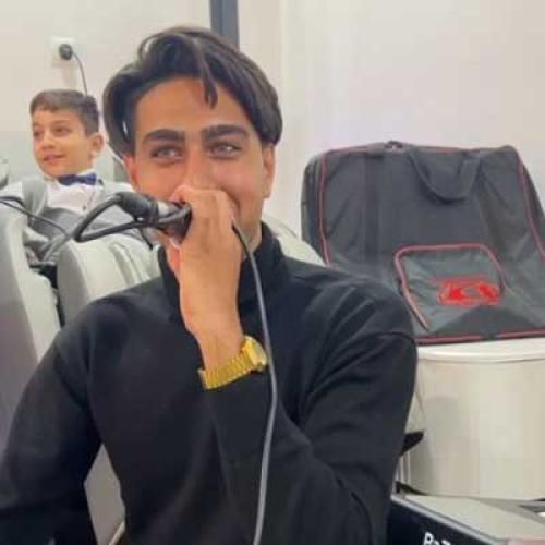 اشکان پناهی مثل مشق دبستانی خطم زده