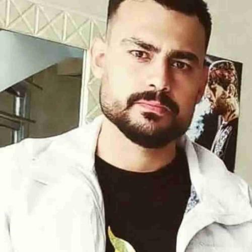 روح الله کرمی درگیر آشوب و افسردگیه حادم