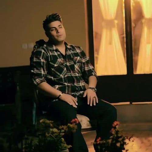 امین فالجی من اندوهگین نیستم خود اندوه جهانم